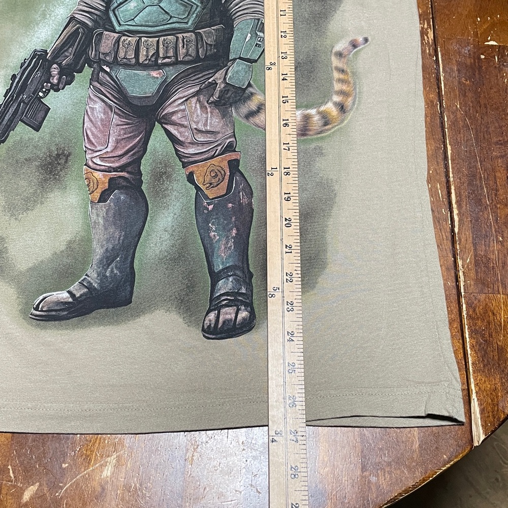 Cat Bounty Hunter T-Shirt in Tan and Green - Picture 3 of 6